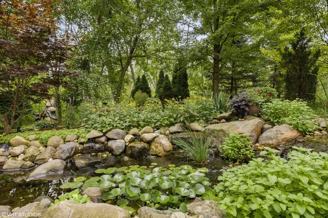 $1,495,000 | 805 Wagner Court, Glenview, IL 60025