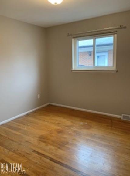 8460 Busch Street Center Line, MI 48015 - Photo 15 of 27 50009382-14.JPG
