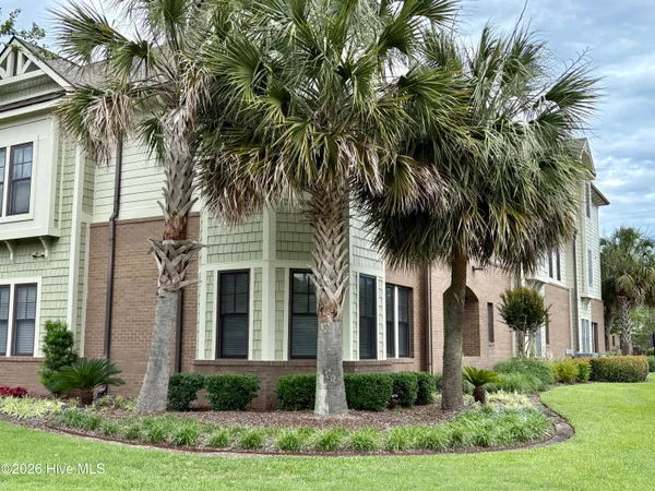 $610,000 | 561 Garden Terrace Drive, Unit 104, Wilmington, NC 28405