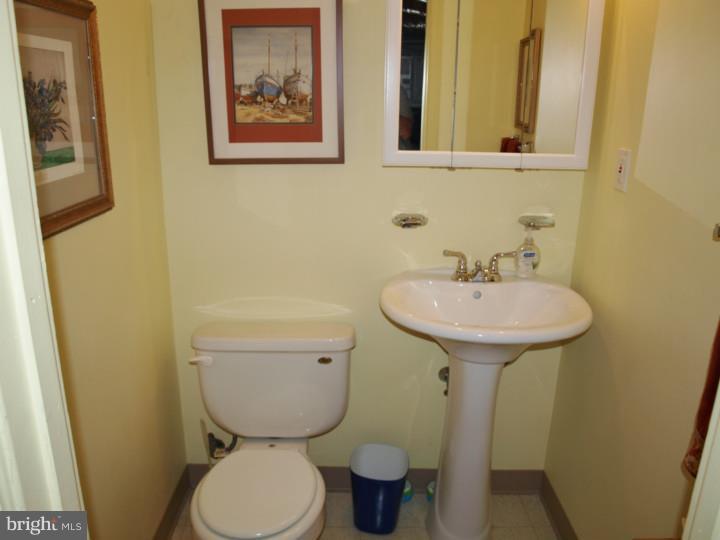 235 Rector Street Philadelphia, PA 19128 - Photo 18 of 23 Bathroom