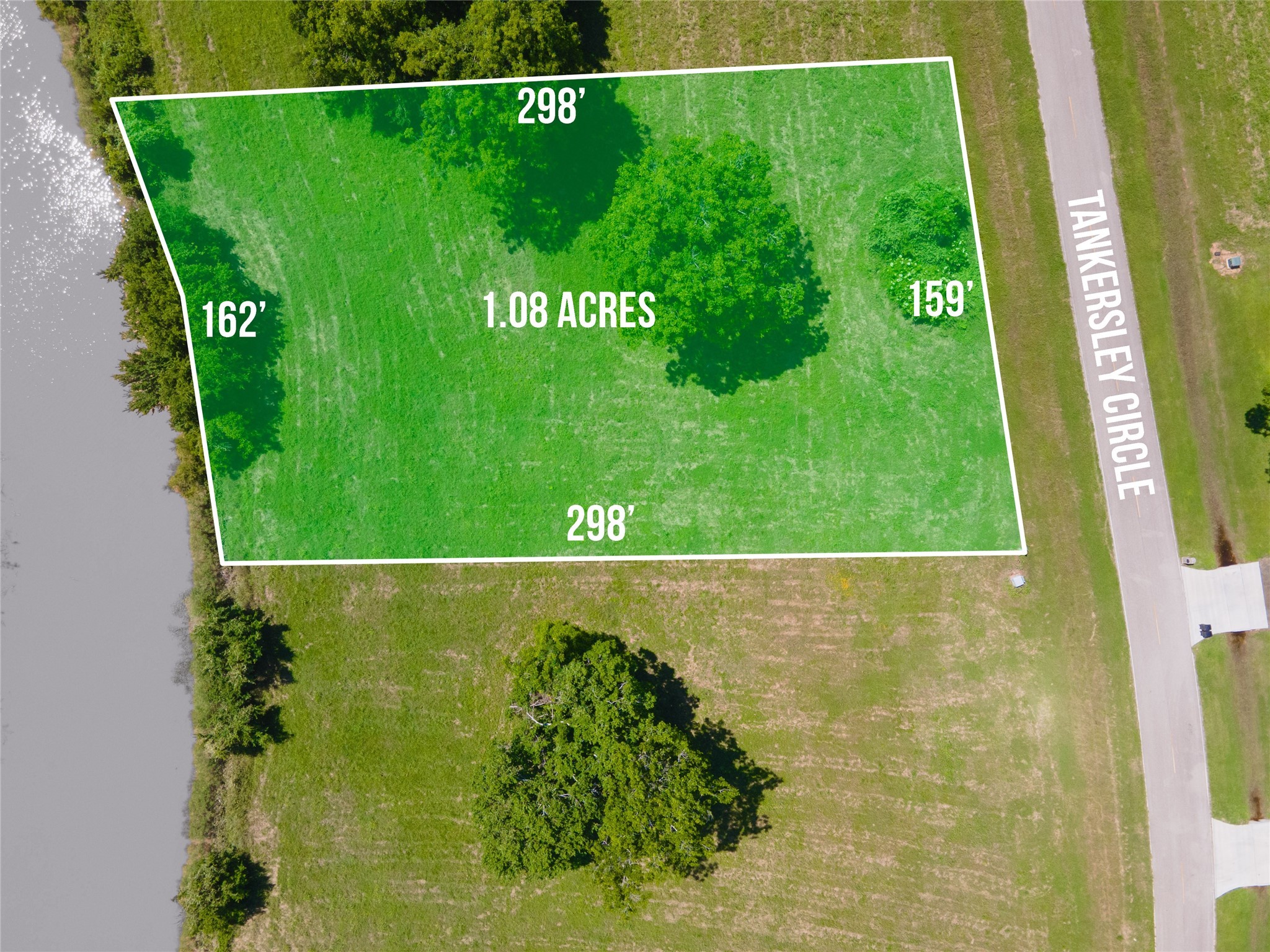 3611 Tankersley Circle Rosharon, TX 77583 - Photo 4 of 10 a view of a garden from a balcony