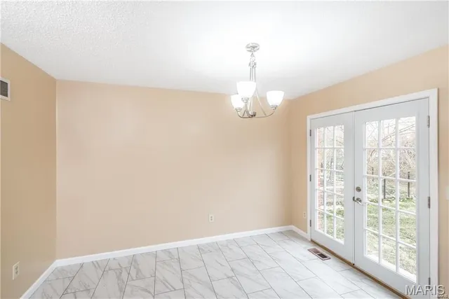 $2,750 | 1369 Nykiel Court, Ballwin, MO 63011