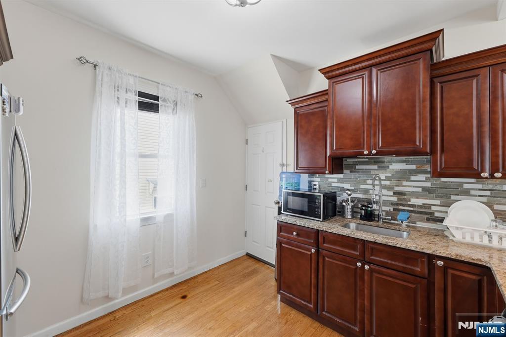 65 Franklin Road Teaneck, NJ 07666 - Photo 15 of 41