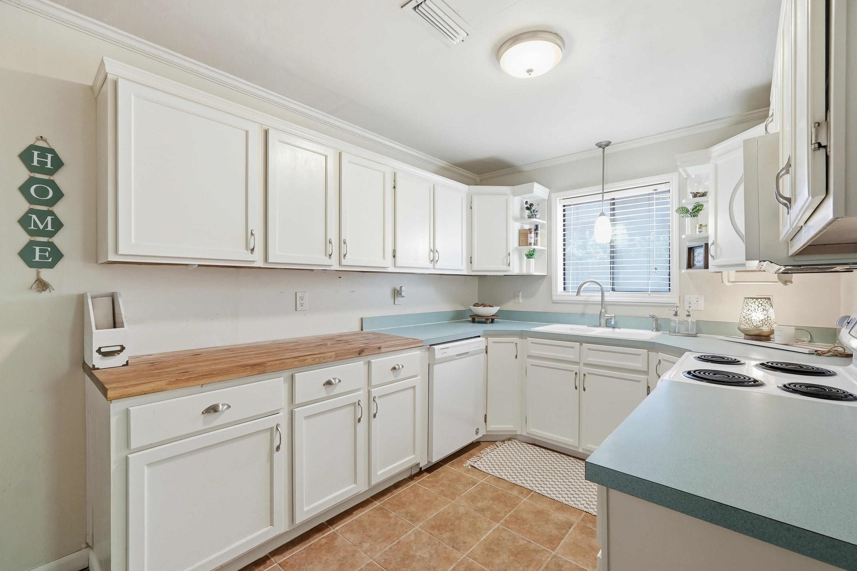 170 Elliott Road Mary Esther, FL 32569 - Photo 18 of 51 KITCHEN