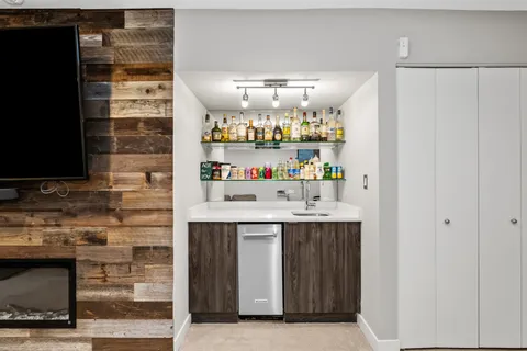 $1,399,900 | 1754 North Hoyne Avenue, Chicago, IL 60647