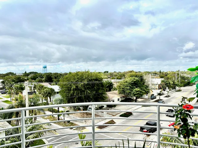 $3,850 | 111 Southeast 2nd Street, Unit 403, Delray Beach, FL 33444