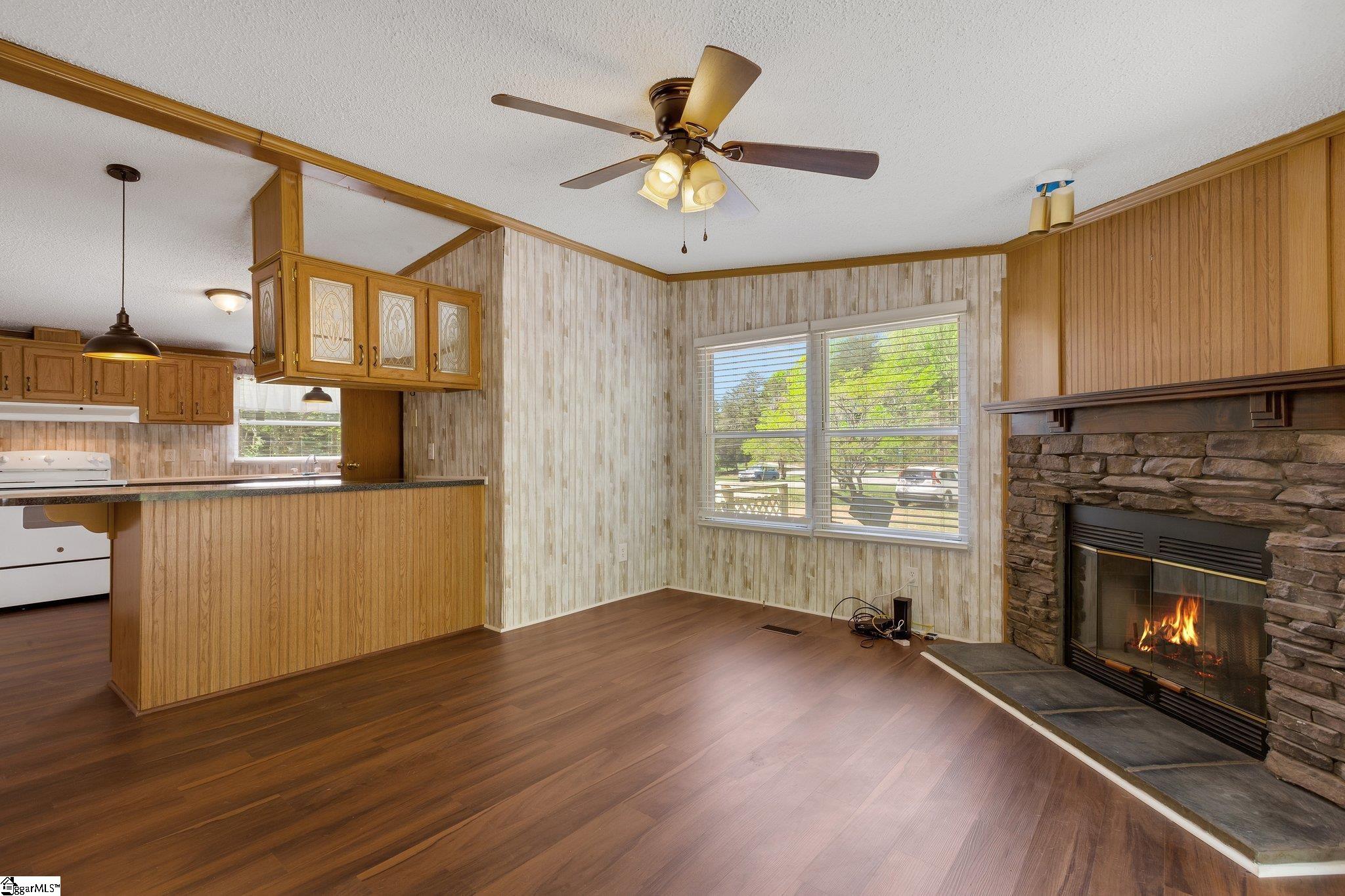 3107 State Park Road Greenville, SC 29609 - Photo 12 of 35