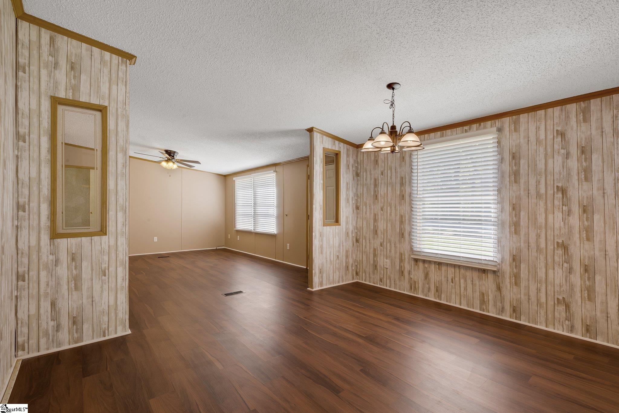 3107 State Park Road Greenville, SC 29609 - Photo 16 of 35