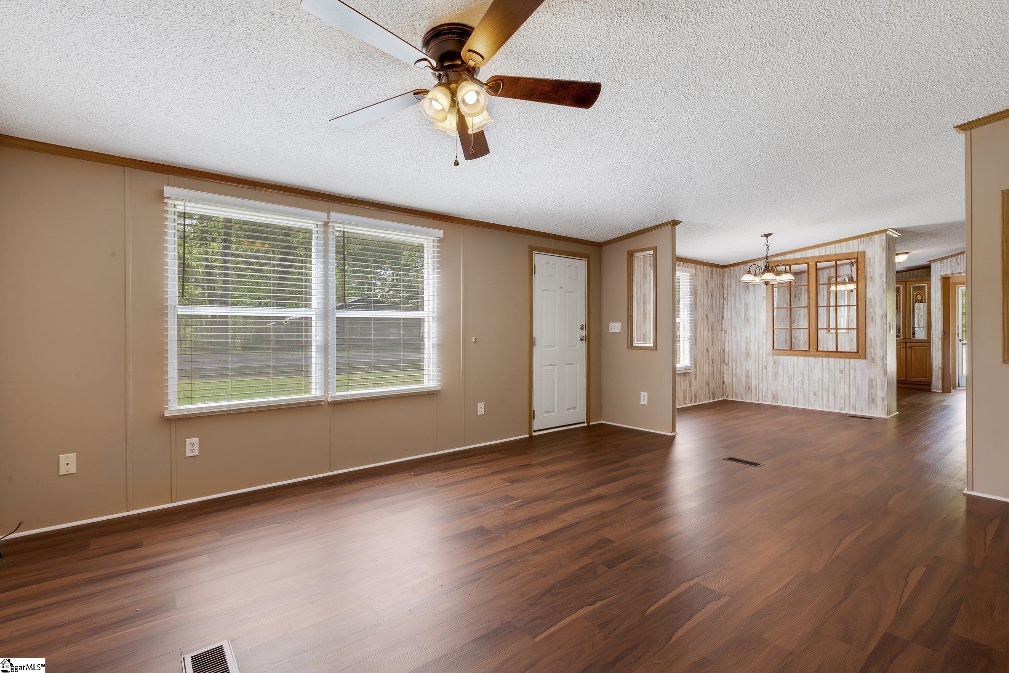 3107 State Park Road Greenville, SC 29609 - Photo 18 of 35