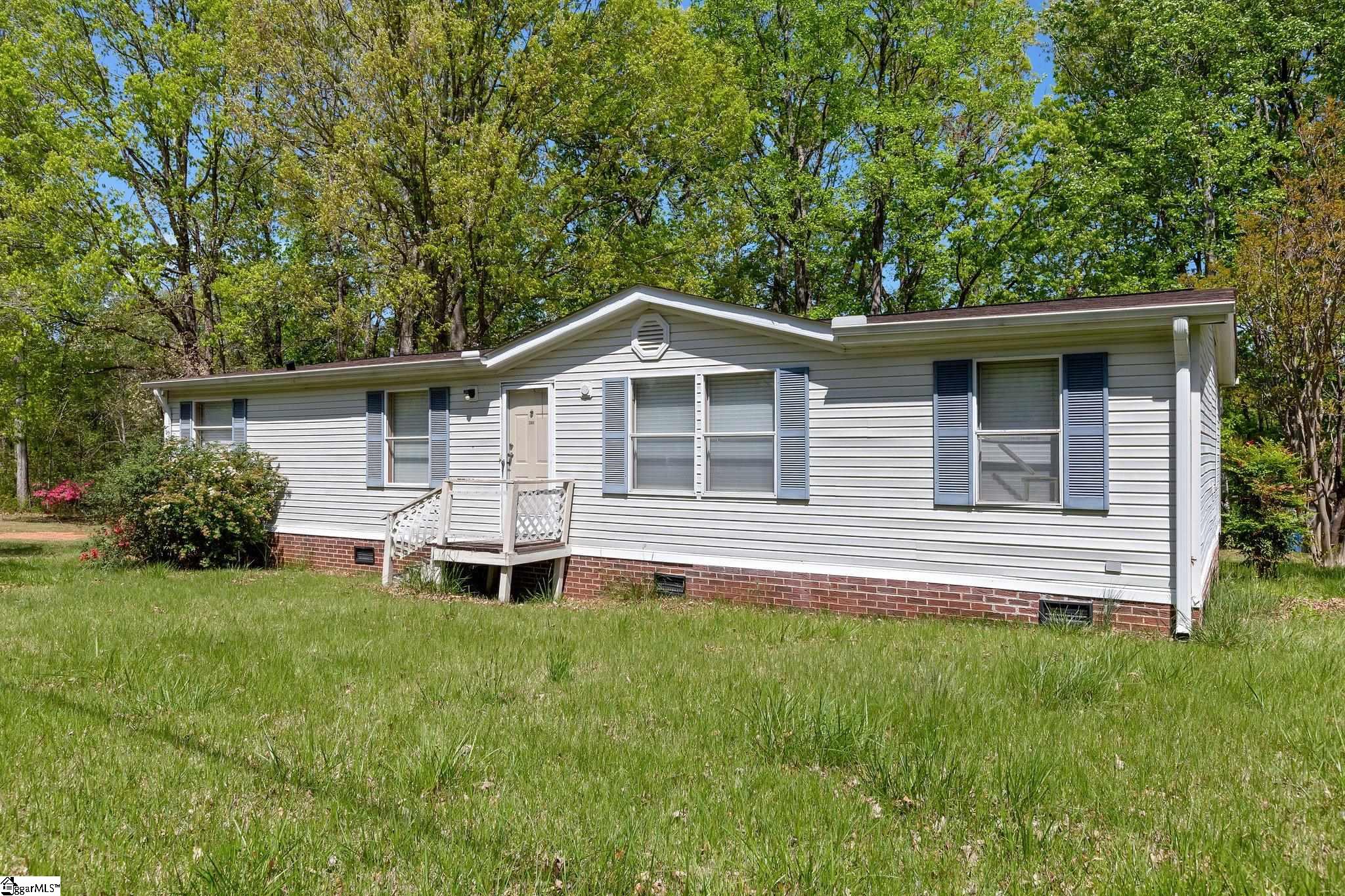 3107 State Park Road Greenville, SC 29609 - Photo 3 of 35