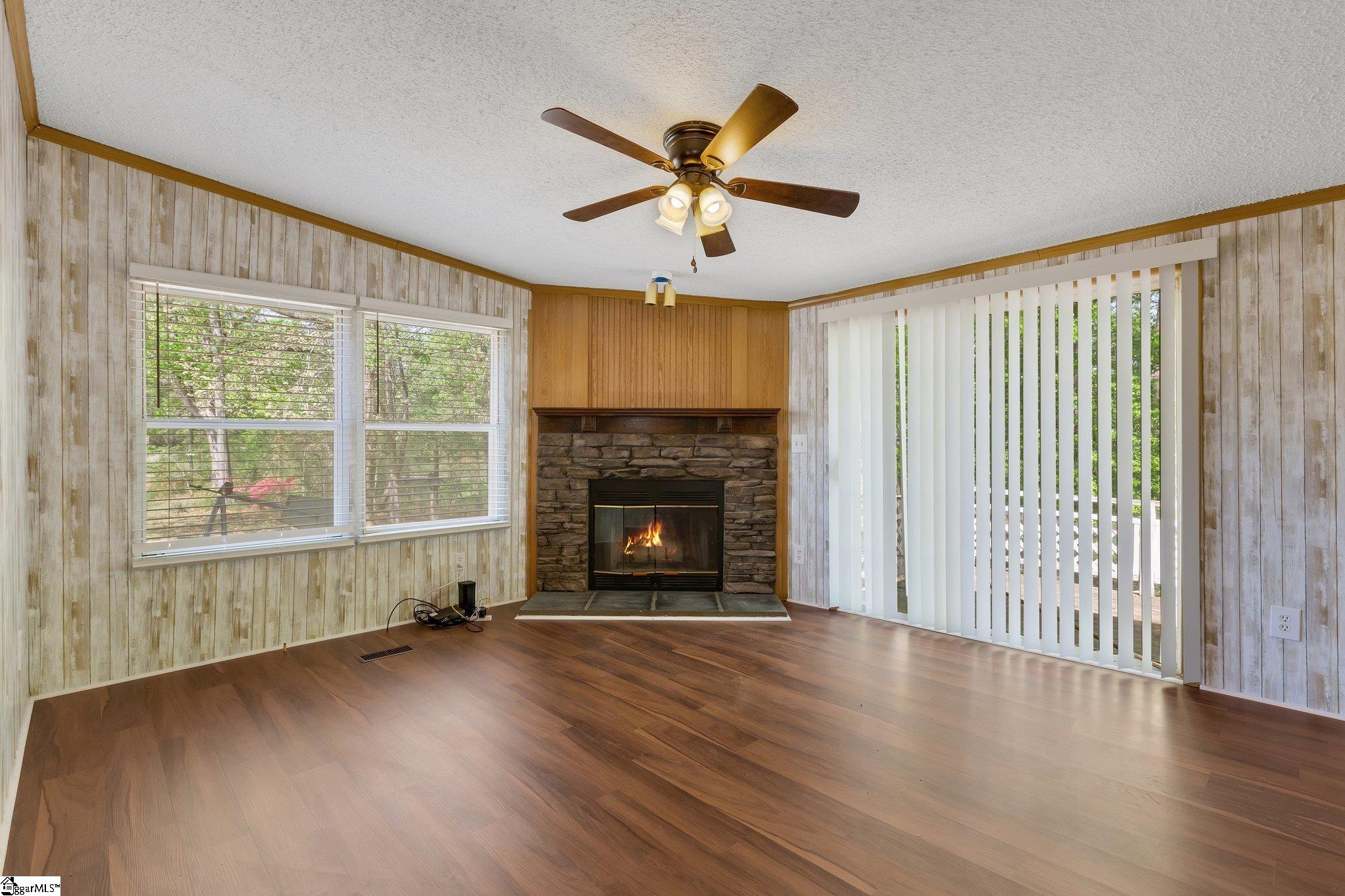 3107 State Park Road Greenville, SC 29609 - Photo 10 of 35
