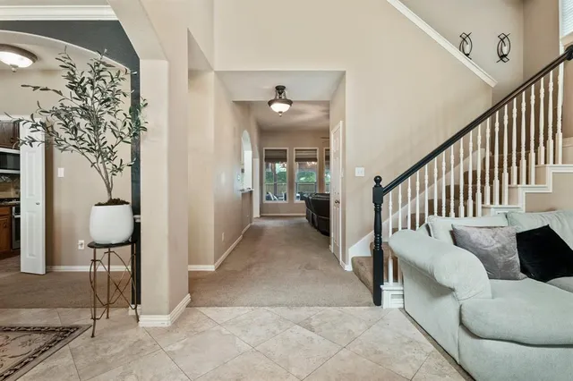 a view of entryway and hall