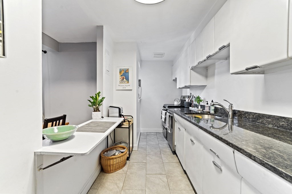114 Evans Road, Unit 3 Boston, MA 02445 - Photo 8 of 24