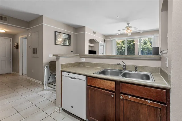 $1,550 | 2801 Chancellorsville Drive, Unit 1336, Tallahassee, FL 32312