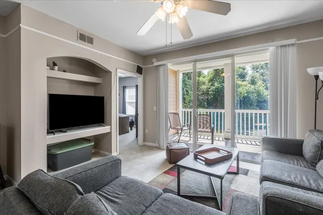 $1,550 | 2801 Chancellorsville Drive, Unit 1336, Tallahassee, FL 32312