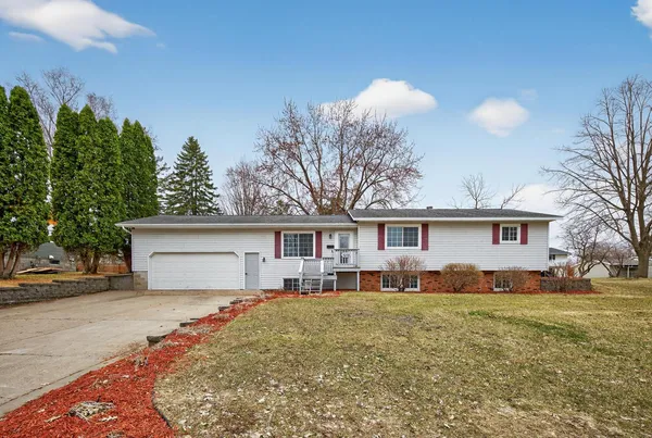 $339,900 | 1032 Lilac Lane, Lake City, MN 55041