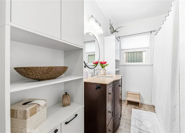 $1,599,000 | 150 Ximeno Avenue, Long Beach, CA 90803