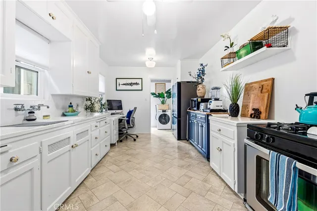 $1,599,000 | 150 Ximeno Avenue, Long Beach, CA 90803