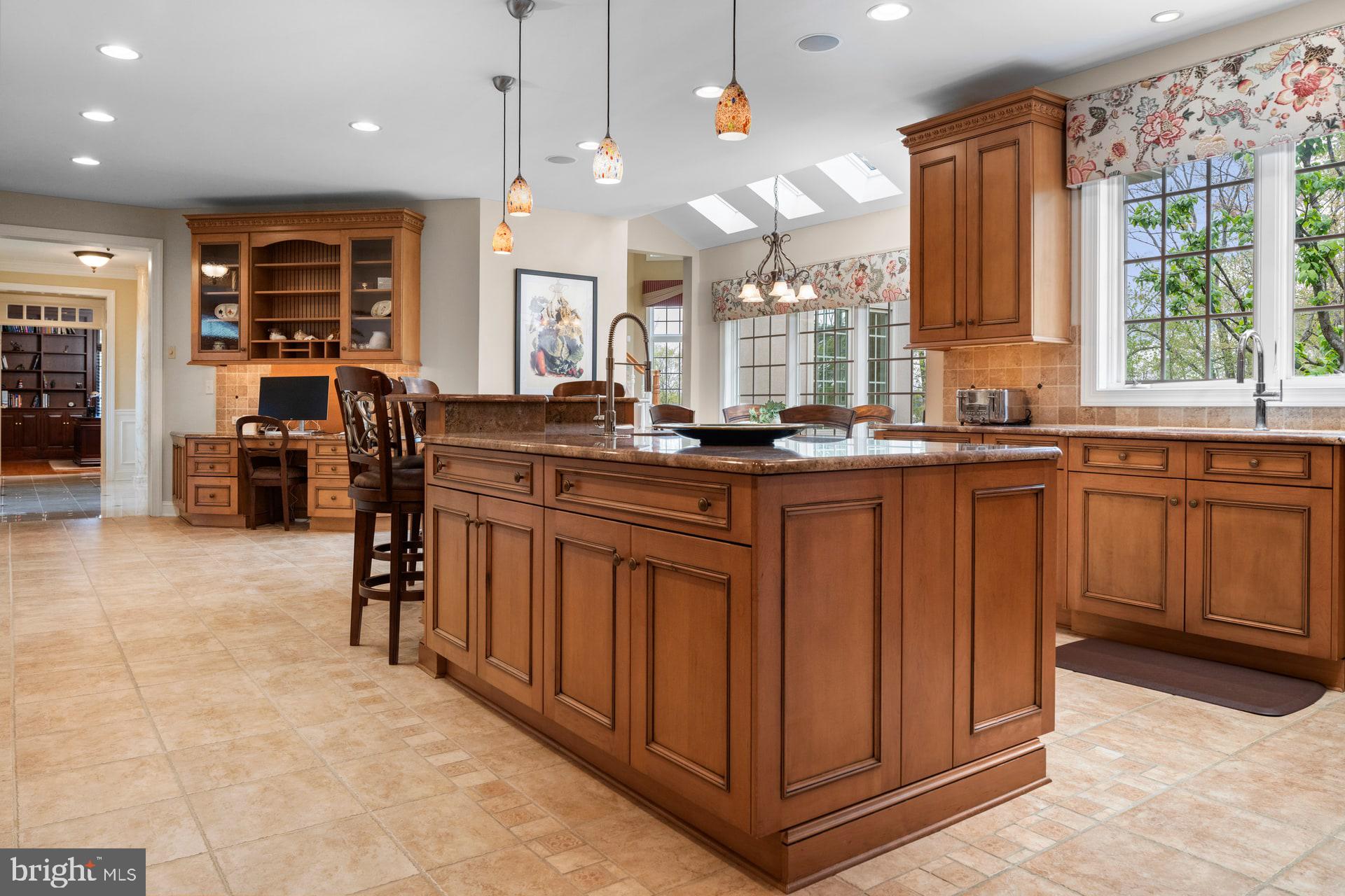 203 Wecks Pond Road New Hope, PA 18938 - Photo 12 of 59 Kitchen Island & Desk