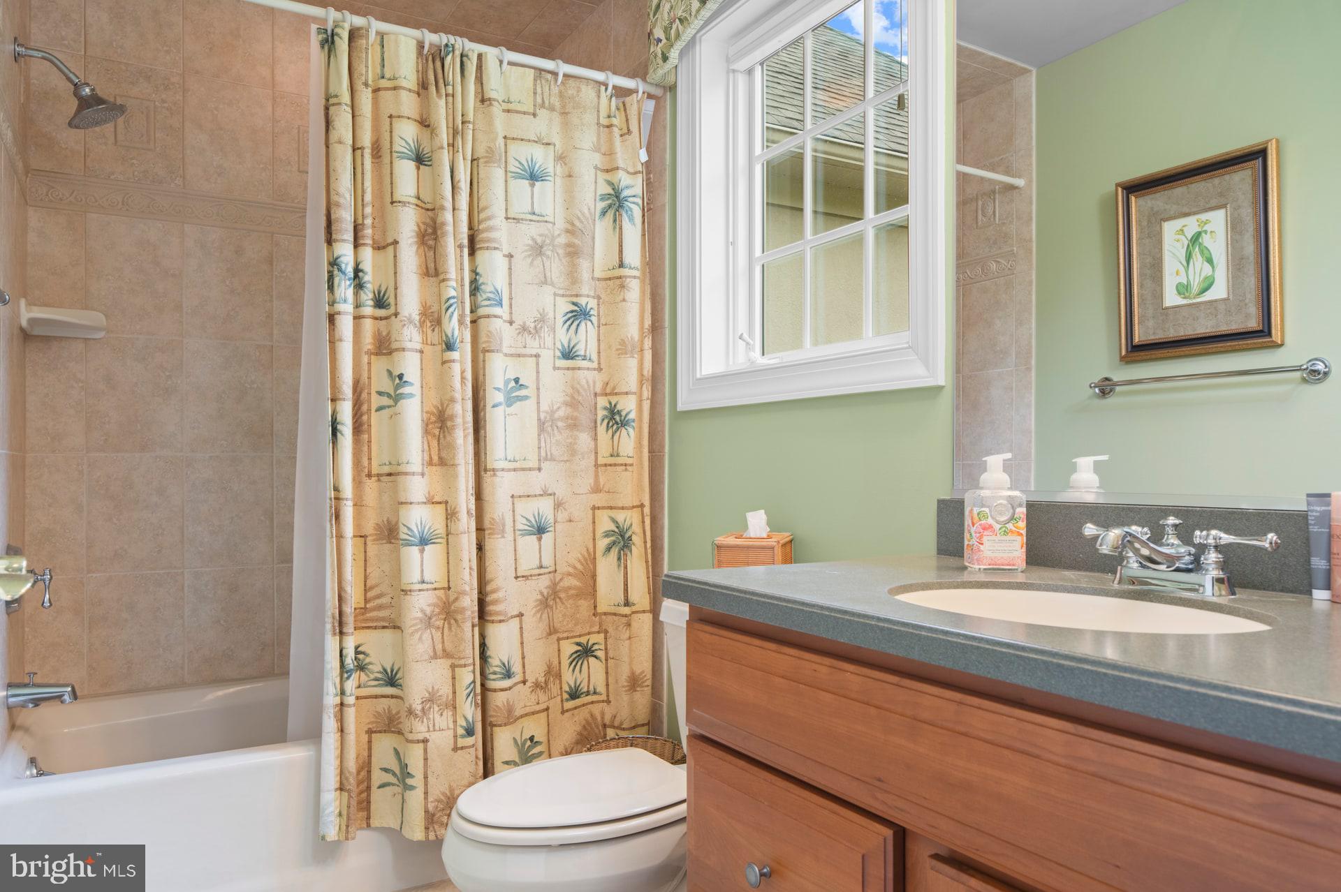 203 Wecks Pond Road New Hope, PA 18938 - Photo 33 of 59 2nd Bedroom Ensuite