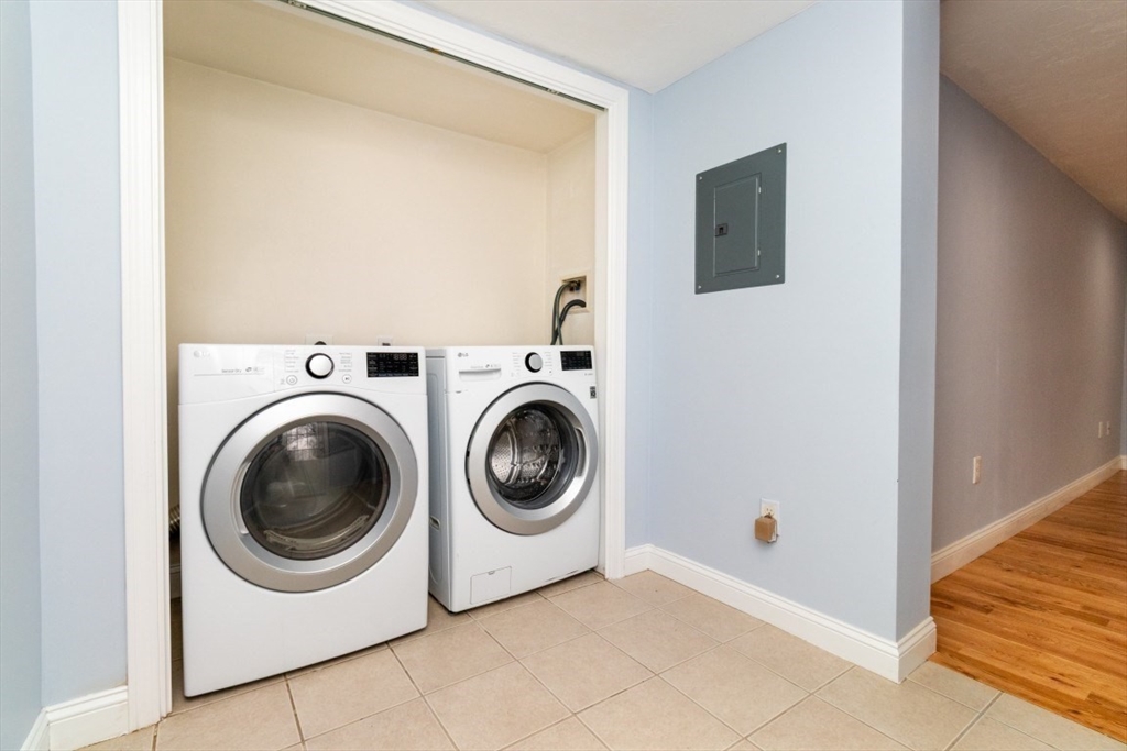 15 Buckingham Street, Unit 2 Boston, MA 02136 - Photo 17 of 38