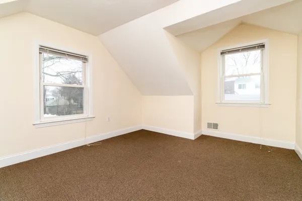 $2,500 | 15 Buckingham Street, Unit 2, Boston, MA 02136