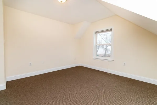 $2,500 | 15 Buckingham Street, Unit 2, Boston, MA 02136