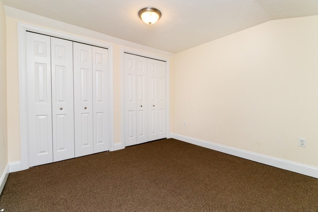 15 Buckingham Street, Unit 2 Boston, MA 02136 - Photo 23 of 38