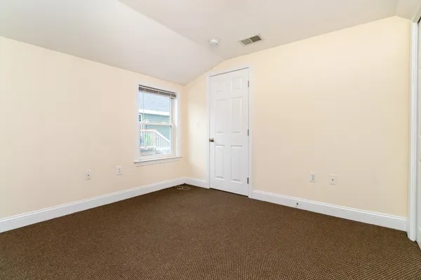 $2,500 | 15 Buckingham Street, Unit 2, Boston, MA 02136