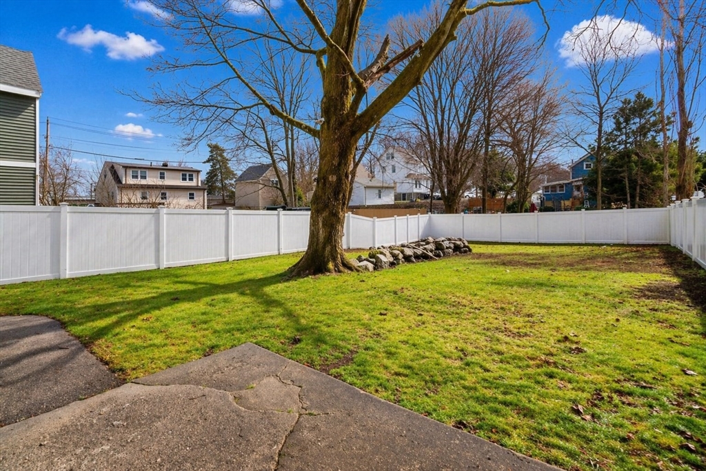 15 Buckingham Street, Unit 2 Boston, MA 02136 - Photo 28 of 38