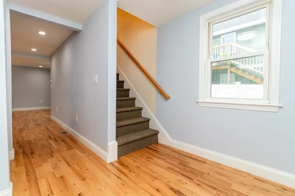 $2,500 | 15 Buckingham Street, Unit 2, Boston, MA 02136