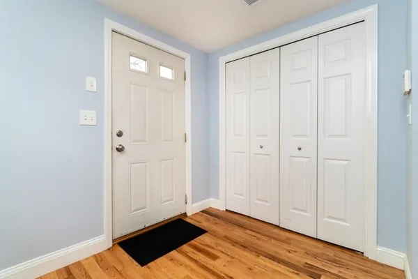 $2,500 | 15 Buckingham Street, Unit 2, Boston, MA 02136