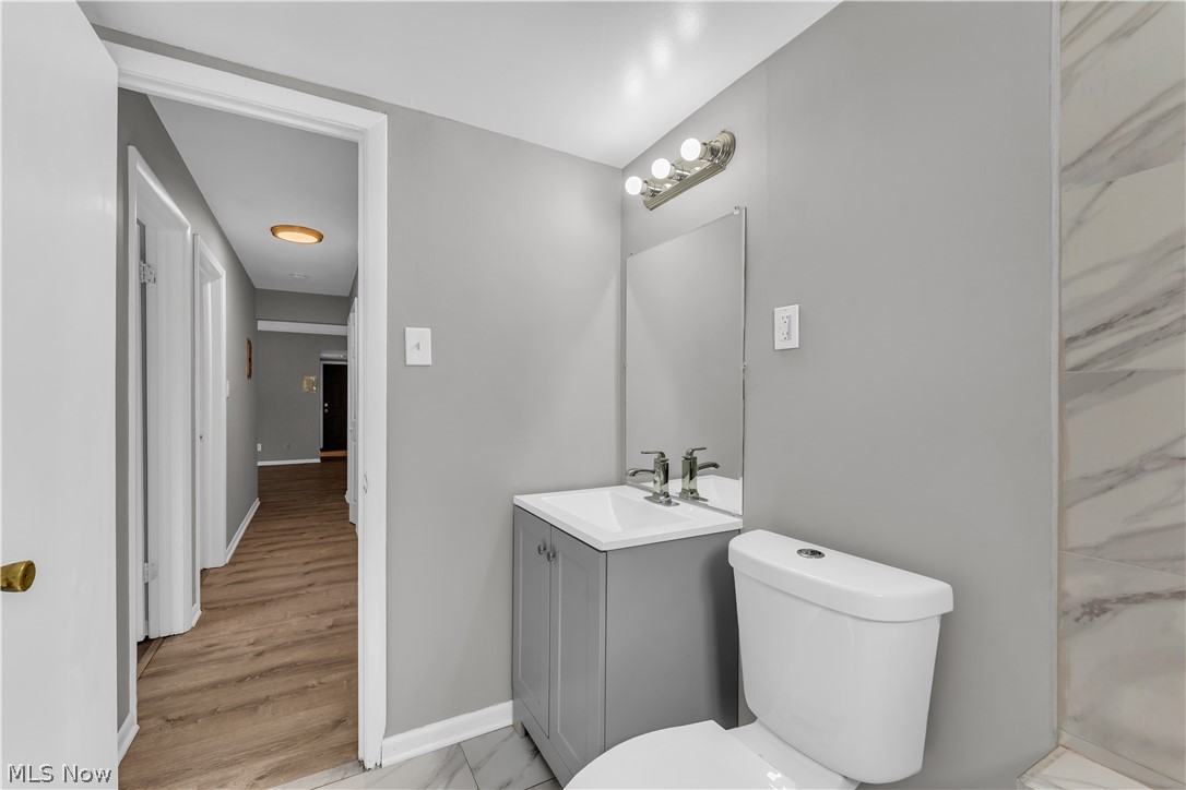 2537 Noble Road, Unit 201 Cleveland Heights, OH 44121 - Photo 19 of 23
