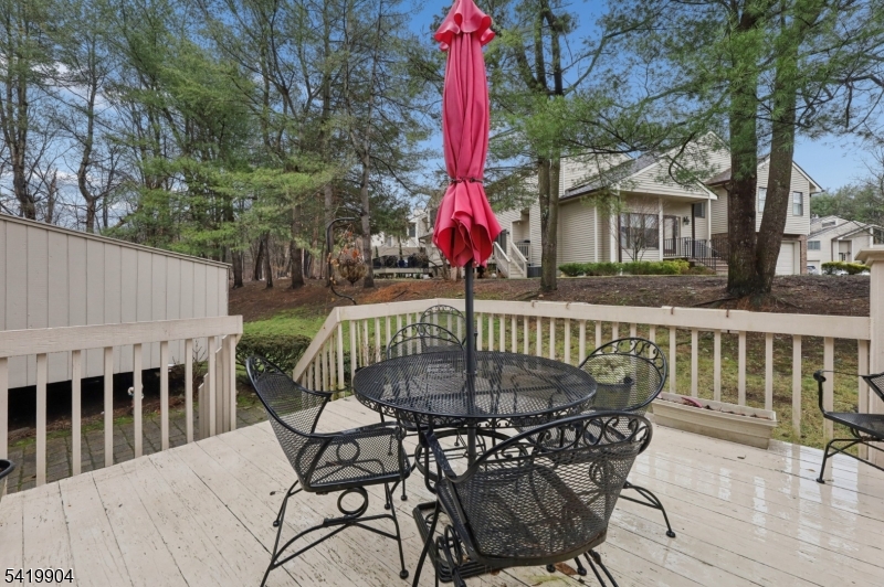 7 Valen Court Franklin Lakes, NJ 07417 - Photo 31 of 32 a view of a chairs and tables in the deck