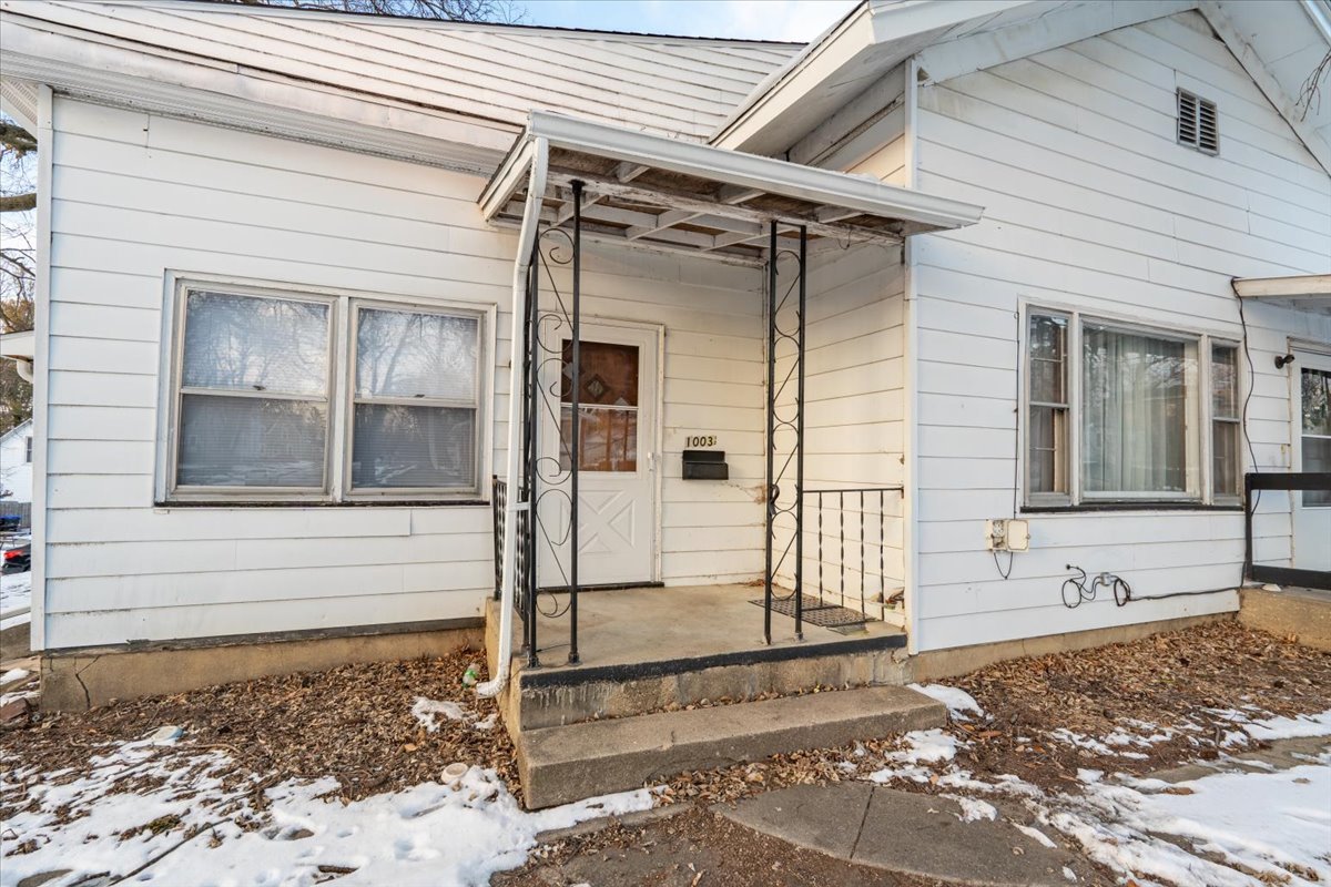 1003 West Jackson Street Bloomington, IL 61701 - Photo 17 of 23