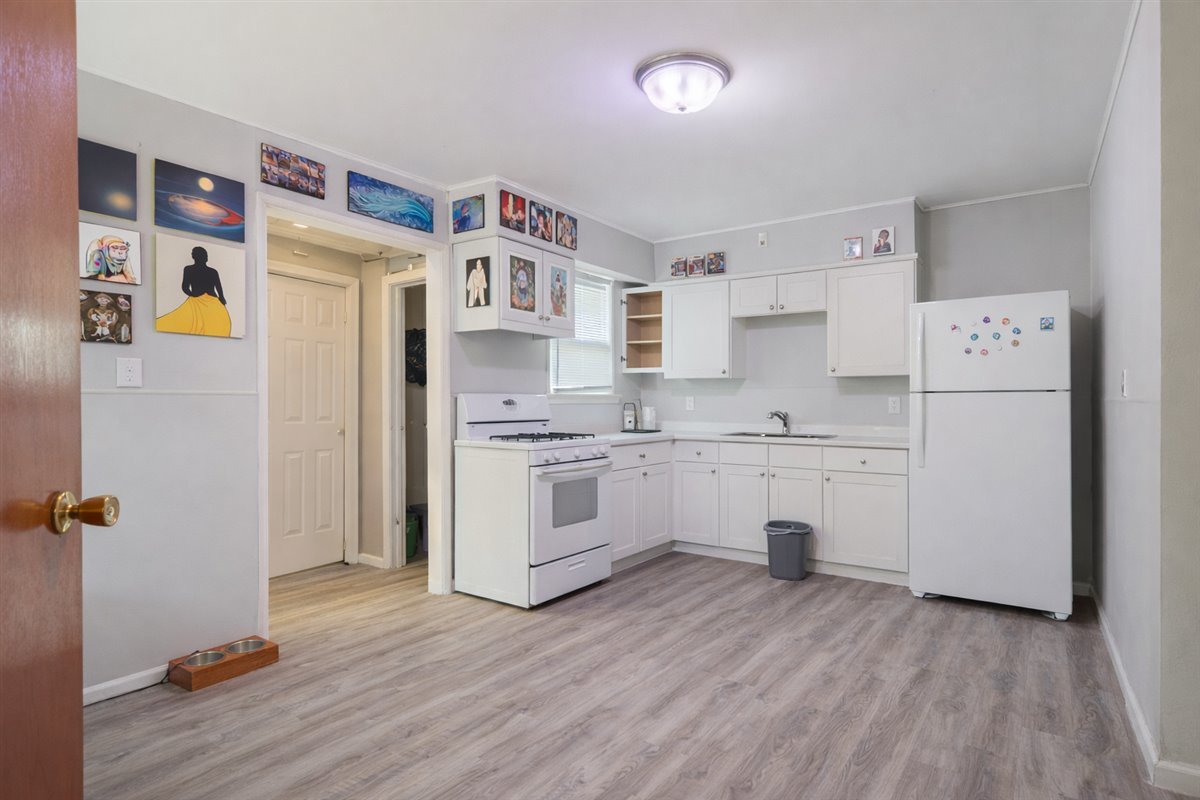 1003 West Jackson Street Bloomington, IL 61701 - Photo 19 of 23