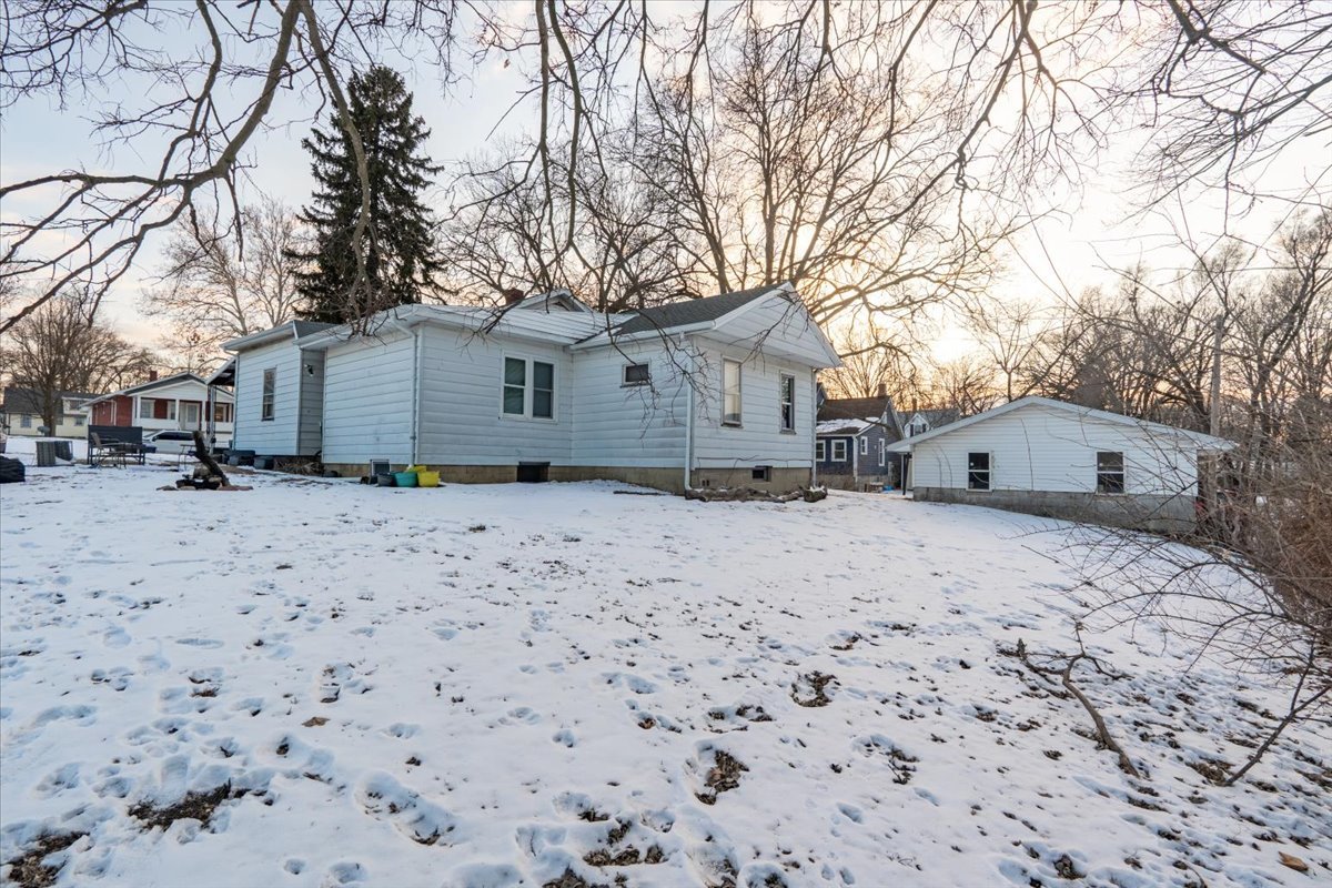 1003 West Jackson Street Bloomington, IL 61701 - Photo 23 of 23