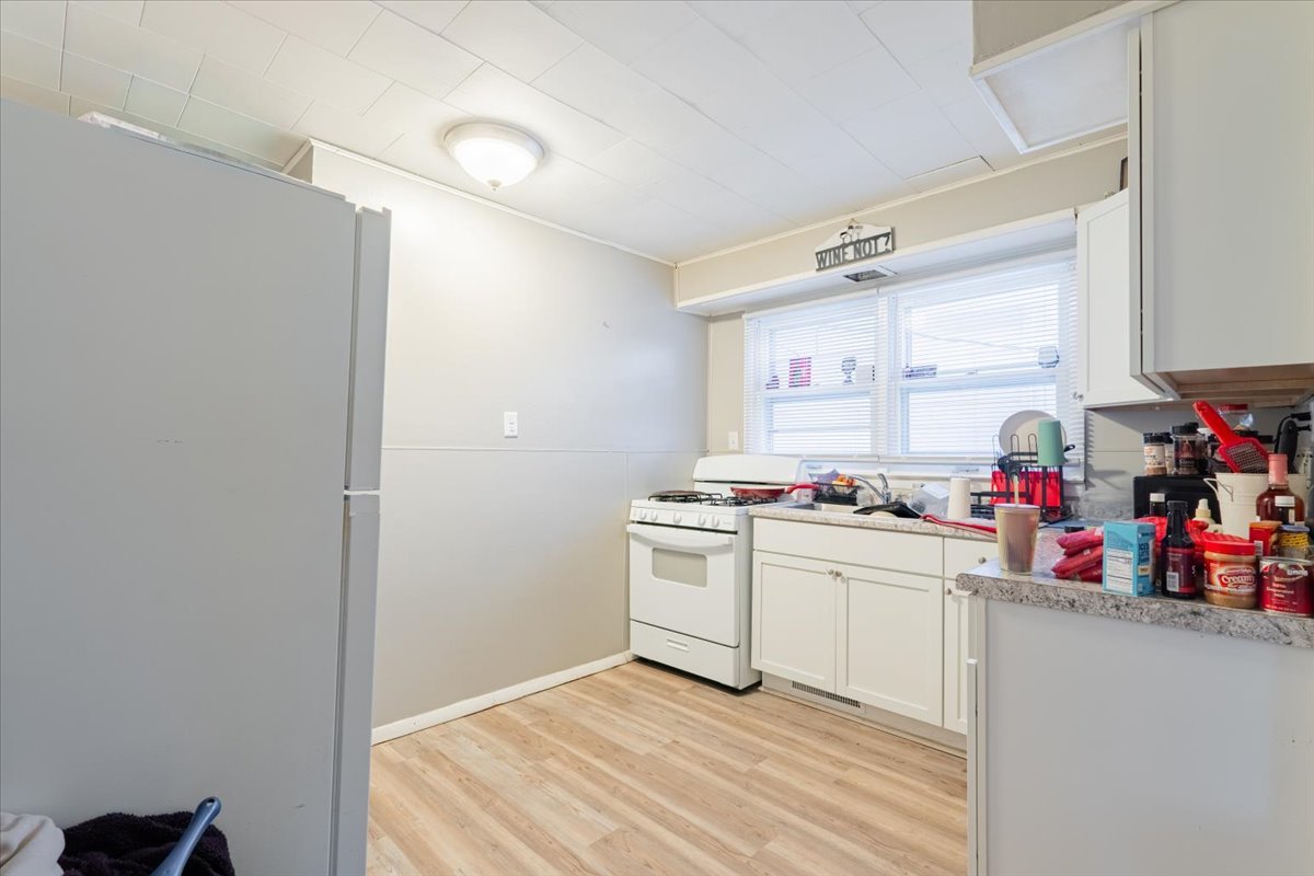 1003 West Jackson Street Bloomington, IL 61701 - Photo 7 of 23