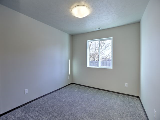 10406 West Salmonberry Road Cheney, WA 99004 - Photo 25 of 28