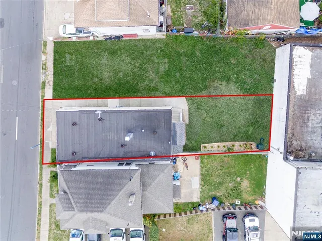 $380,000 | 52 South State Street, Hackensack, NJ 07601