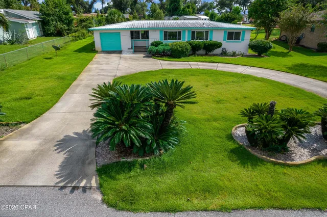 $2,200 | 4736 Sunset Drive, Panama City, FL 32404