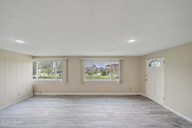 $2,200 | 4736 Sunset Drive, Panama City, FL 32404