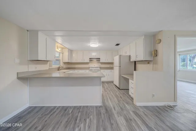 $2,200 | 4736 Sunset Drive, Panama City, FL 32404