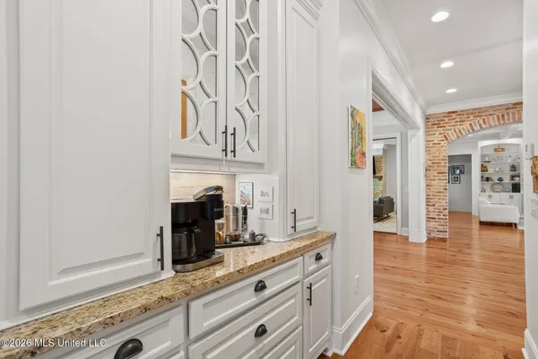 $1,197,000 | 260 Hidden Oaks Drive, Ridgeland, MS 39157