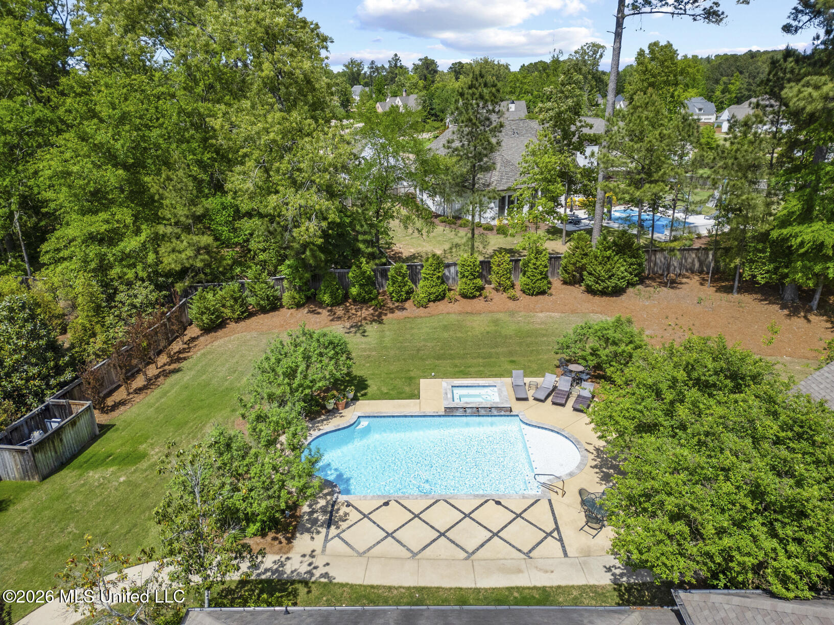 260 Hidden Oaks Drive Ridgeland, MS 39157 - Photo 4 of 72 260 Hidden Oaks drone-4