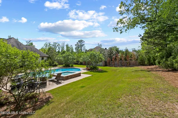 $1,197,000 | 260 Hidden Oaks Drive, Ridgeland, MS 39157