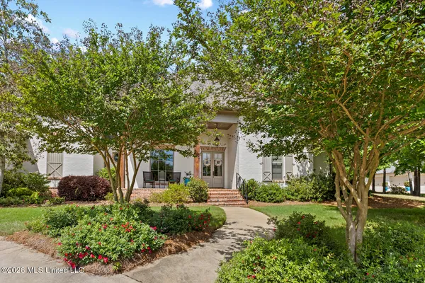 $1,197,000 | 260 Hidden Oaks Drive, Ridgeland, MS 39157