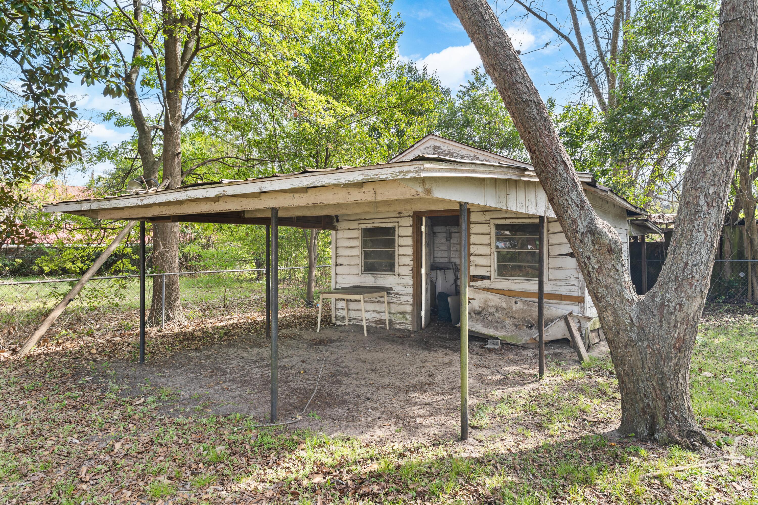 1069 Chestnut Street Orangeburg, SC 29115 - Photo 20 of 20 IMG_6720