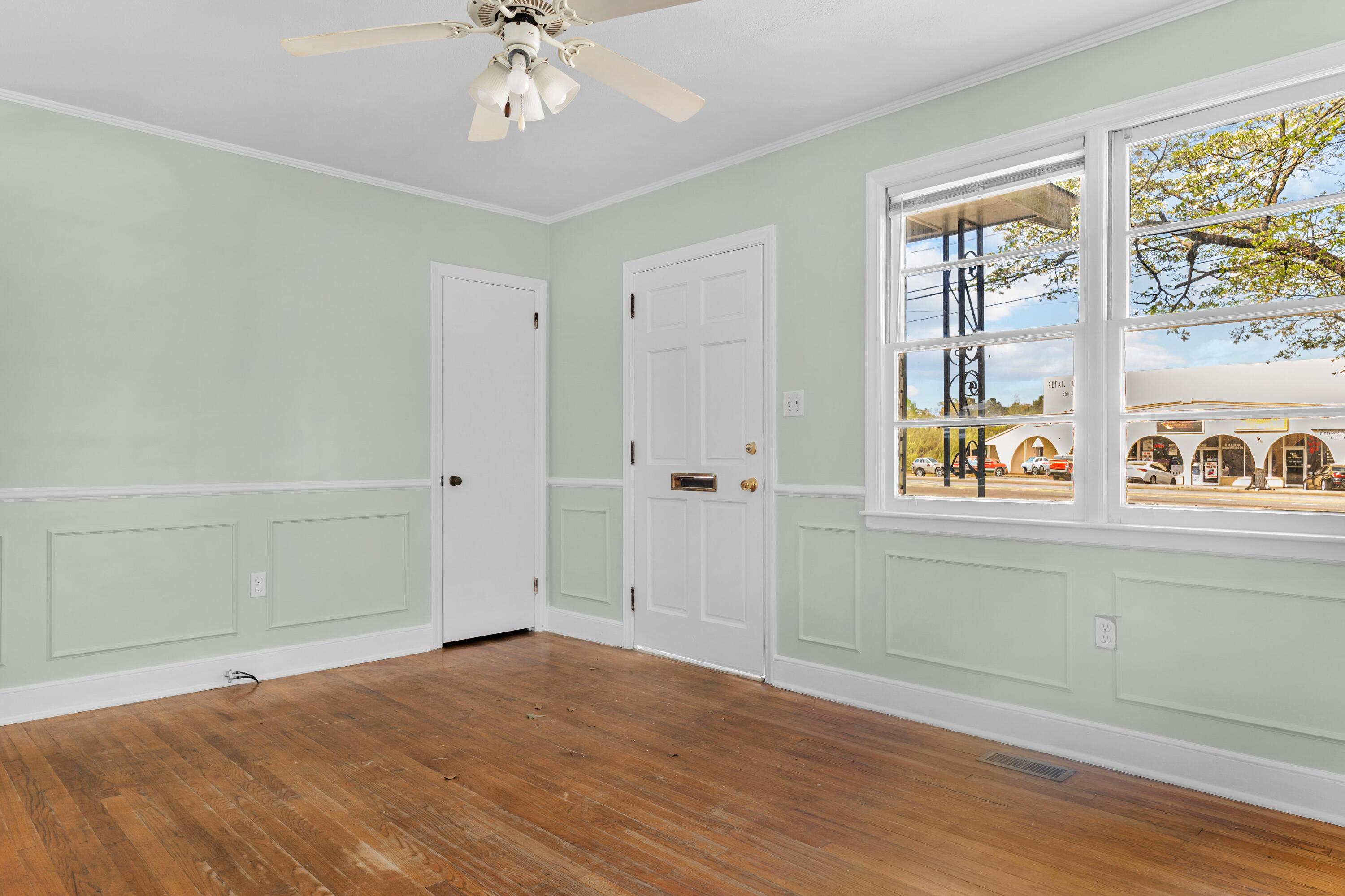 1069 Chestnut Street Orangeburg, SC 29115 - Photo 4 of 20 IMG_6723