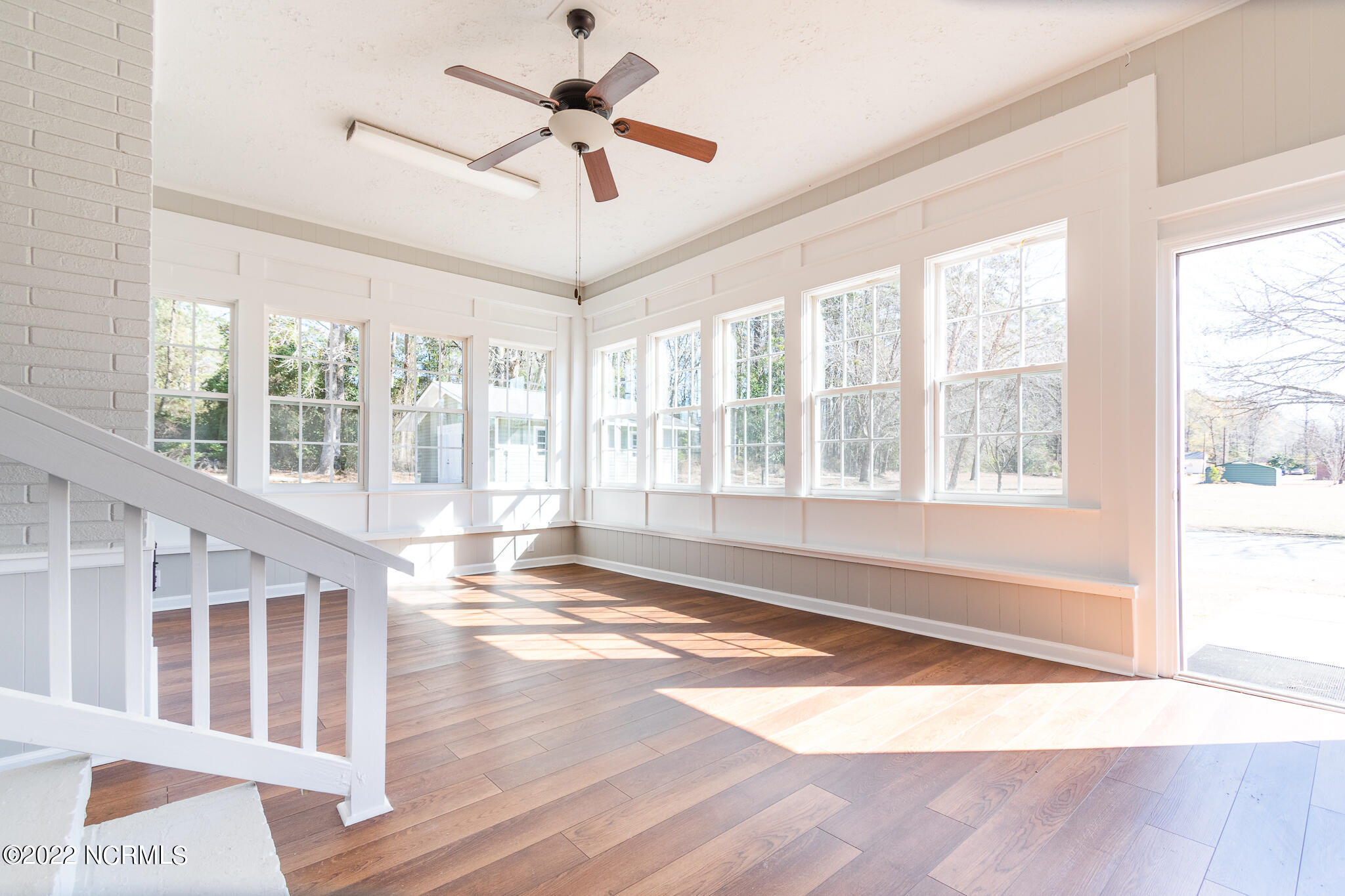 466 Happy Valley Road Elizabethtown, NC 28337 - Photo 15 of 30 Sunroom